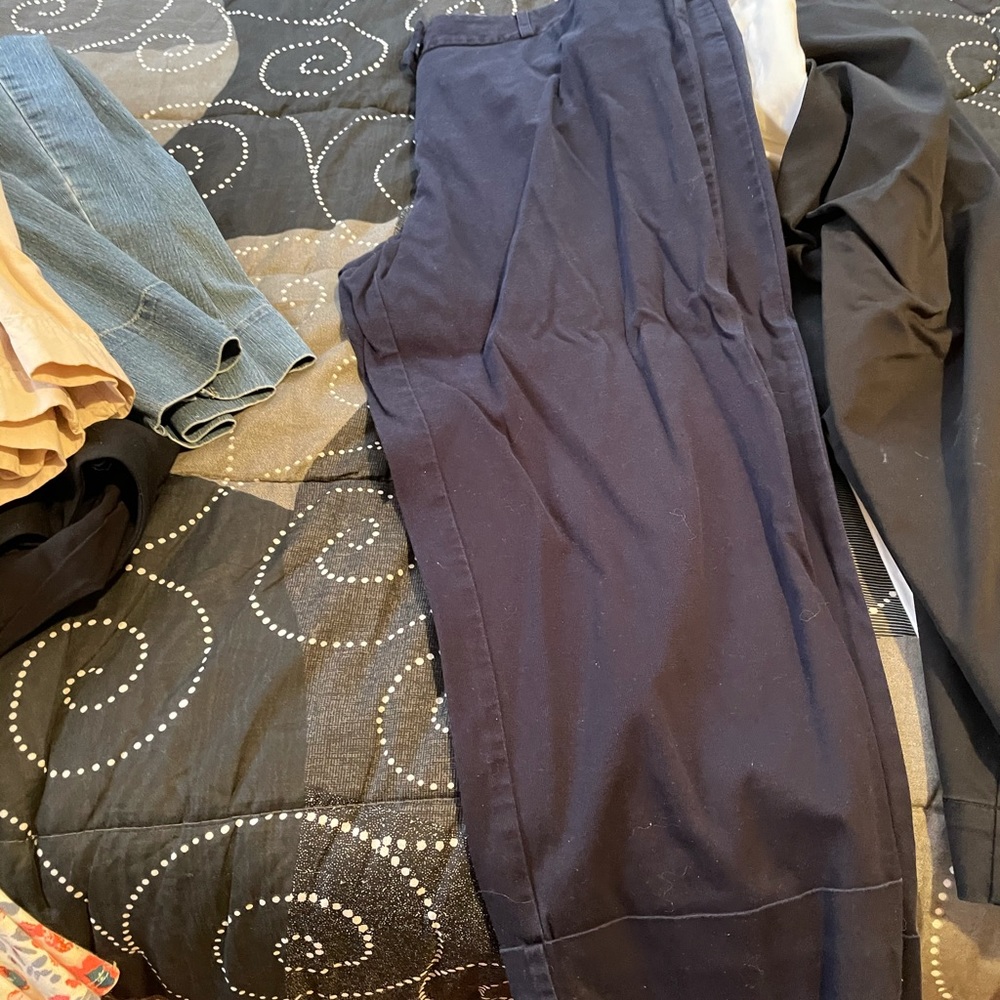 Navy London fit cropped pants